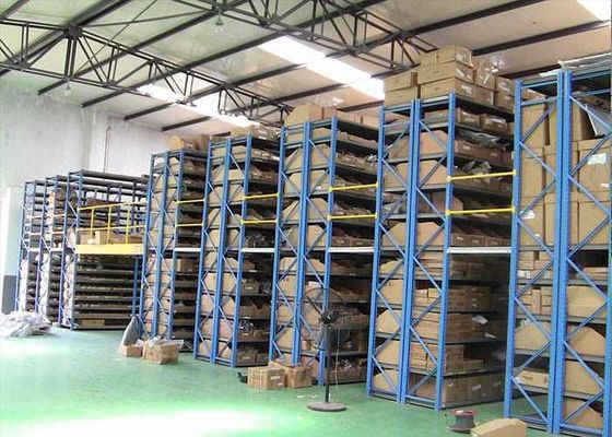 جودة  Rack Supported Mezzanine Industrial Steel Storage Racks Cold Rolled With Racking Frames مصنع