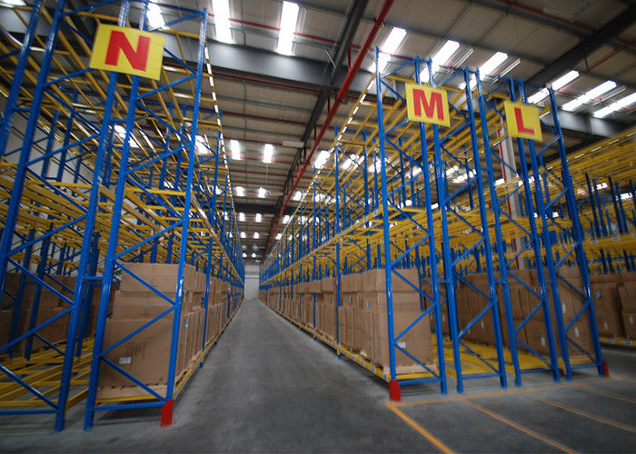 الدرج المقوس بارد قابلة للتعديل الوزن الثقيل رفوف ، رفوف التخزين الصناعي للمستودع