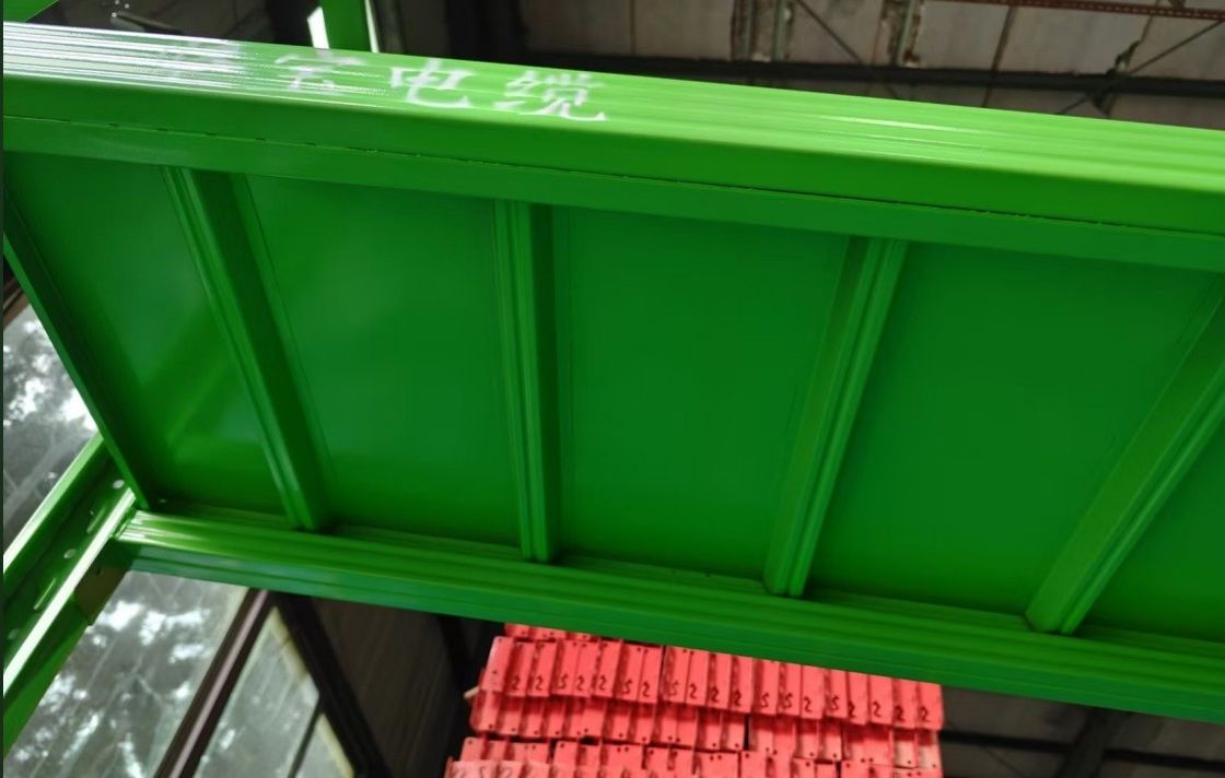 أعمدة فتحة خفيفة الوظيفة رف التخزين مع تصميم حفرة الفراشة و 30 دقيقة وقت الاستجابة