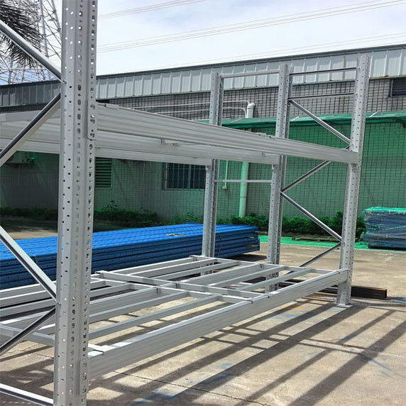 2000 كجم سعة صالة تخزين الصلب الثقيلة قابلة للتخصيص لاحتياجات التخزين الثقيل