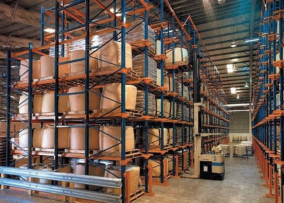 محرك معدني في صانعي رفات الحافلات 1500kg / نظام رف مخزن الحافلات