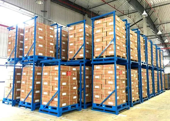 رفوف معدنية عمودية مخصصة ، رفوف تخزين فولاذية قابلة للتراكم في المستودع