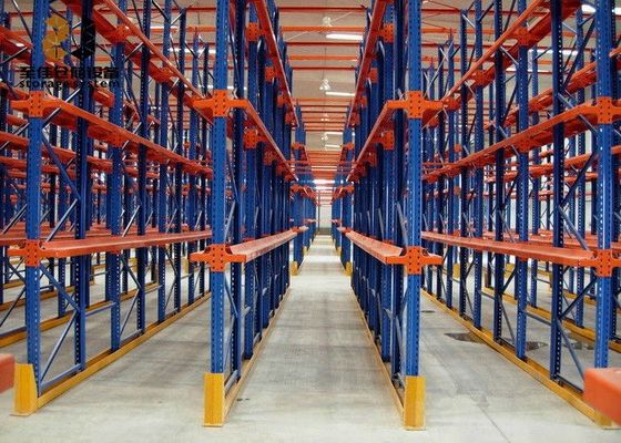 سهولة تجميع القيادة في رفات الحافلات 500-4000kg / pallet رف التجاري والرفوف
