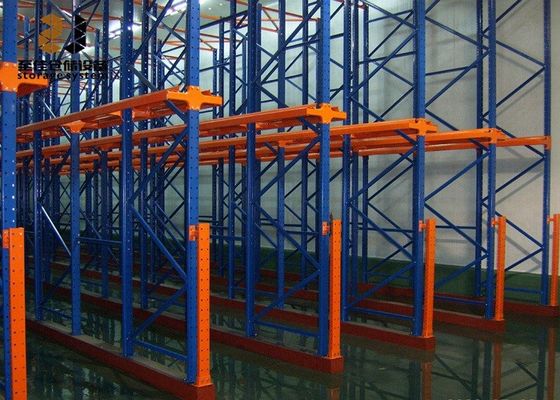 500-4000kg/pallet Drive In And Drive Through Racking حجم مخصص