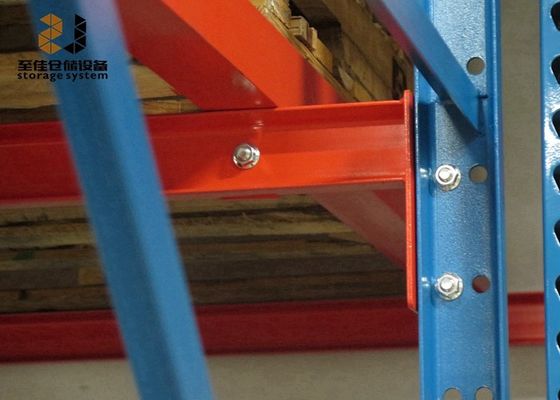 مسحوق مغلفة القيادة في رف حاويات الفولاذ المطاط البارد ODM / OEM متاحة